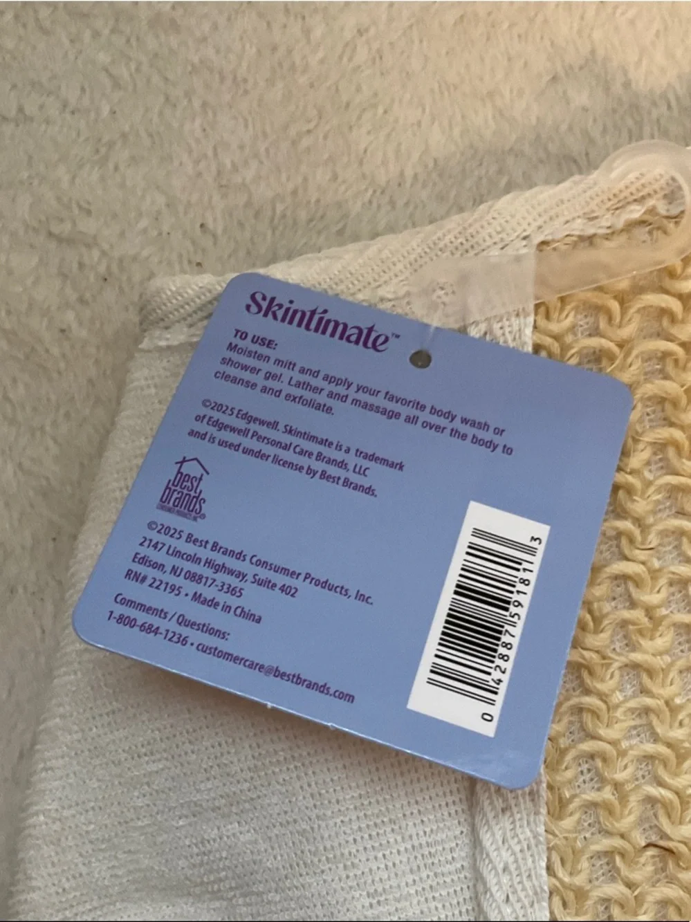 Exfoliating Bath Mitt in Cream & White